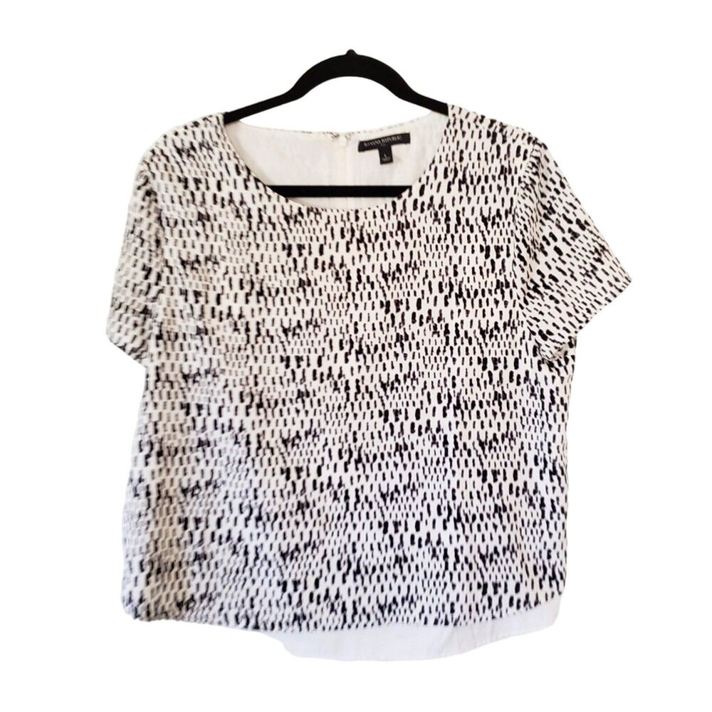 Banana Republic Large Black & White Tiered Lightweight Blouse